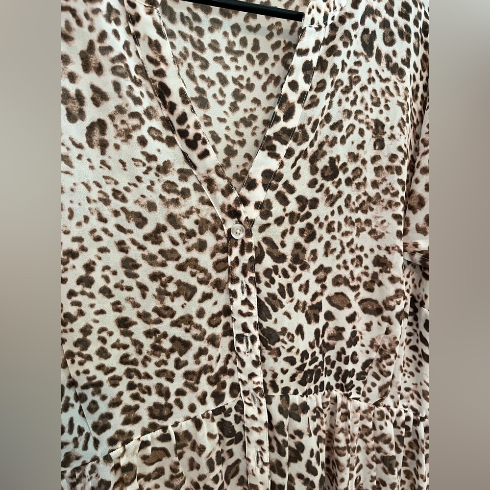 3/$20 Torrid Lexi Chiffon Babydoll Animal Print Semi Sheer Button Down Tunic 1XL - Picture 5 of 9